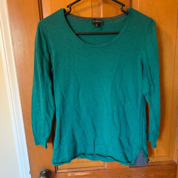 LOFT Green Sweater - Picture 2 of 7